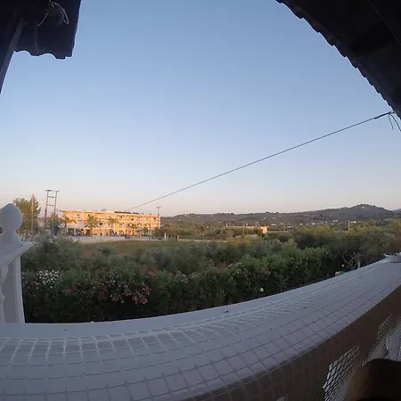 Petra Aparthotel Kypseli