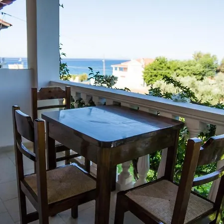 Petra Aparthotel 2*